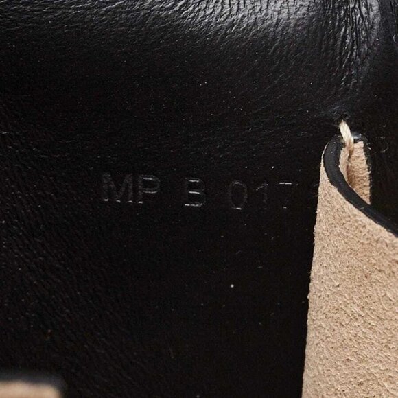 Givenchy Black Quilted Leather GV3 Crossbody Bag - Picture 10 of 11